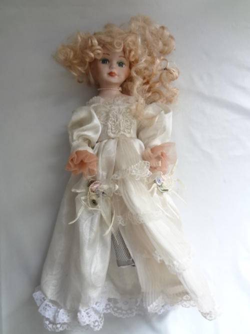 Porcelain doll - 30cm - @ CRAZY R1 start