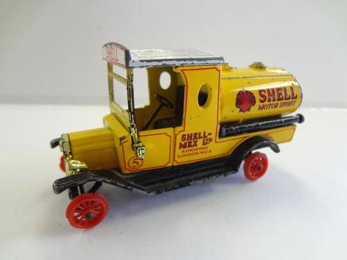 Matchbox - 1912 Ford model T model car - missing tyres - as per photo