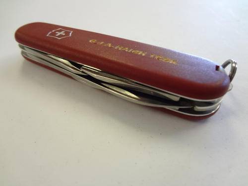 Victorinox Swiss pocket knife in box - as per photo