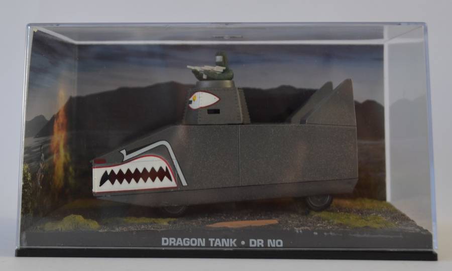 James Bond 007 Dragon Tank - Dr No Model Car Scale 1:43 as per photo