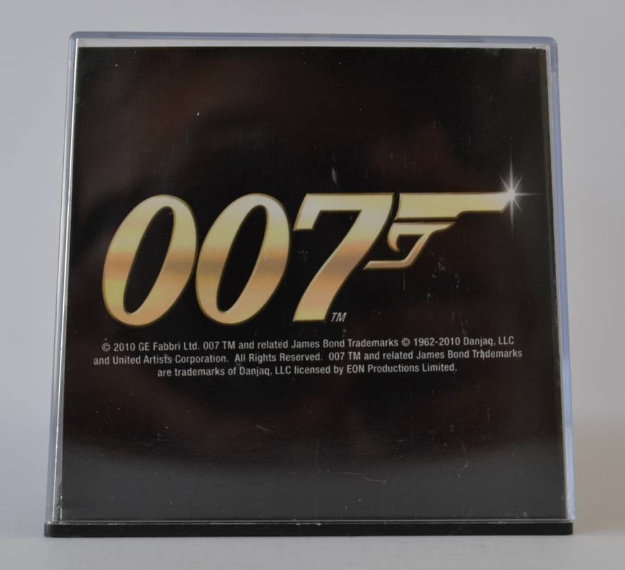 James Bond 007 Hovercraft - Die Another Day Model Car Scale 1:43 as per photo