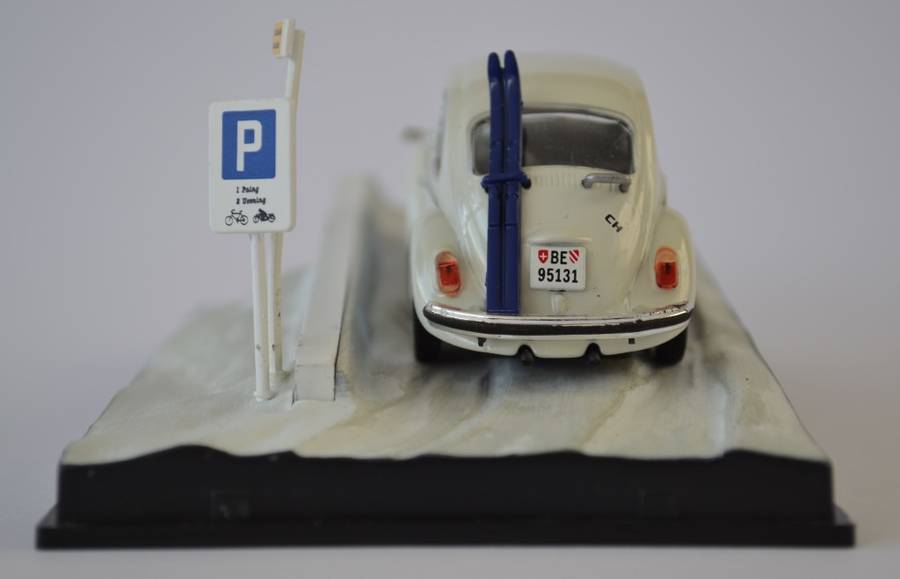 James Bond 007 Volkswagen Beetle - On Her Majesty`s Secret Service Model Car Scale 1:43 as per photo