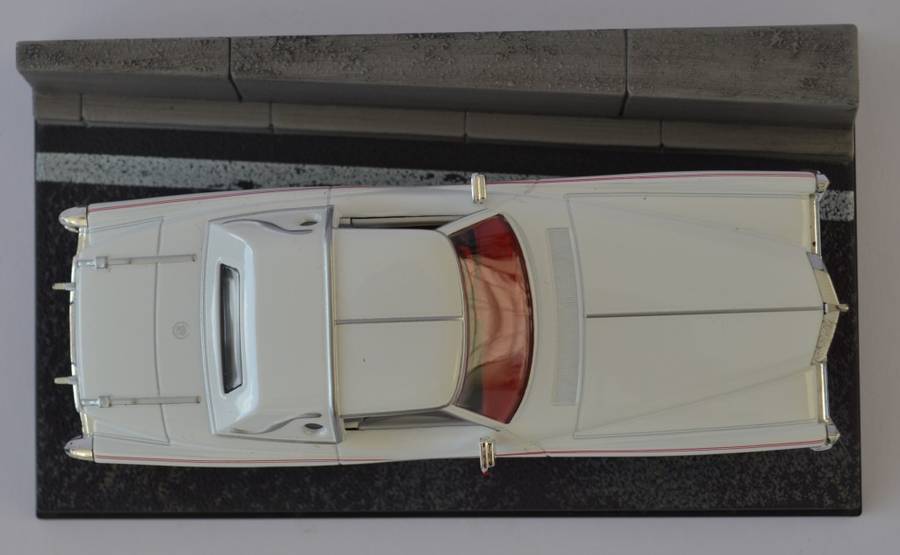 James Bond 007 Corvorado - Live and Let Die Model Car Scale 1:43 as per photo