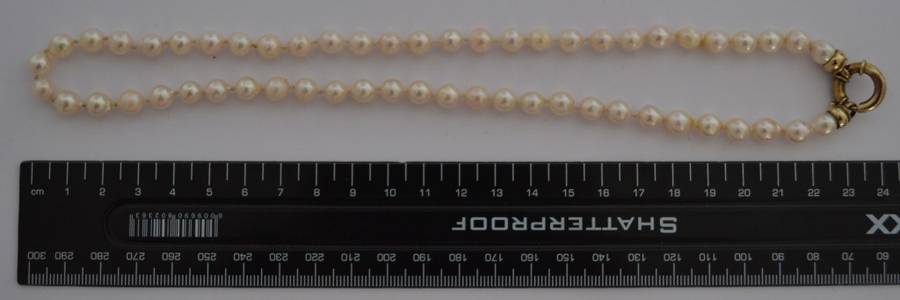 9k Gold Vintage String of Pearls 50cm weight 27g as per photo