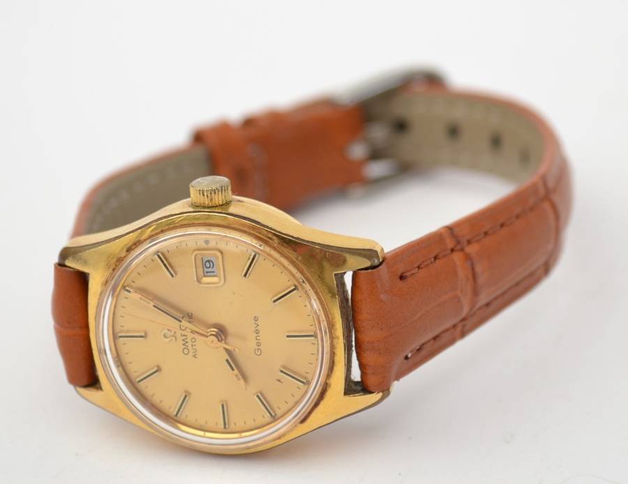 Ladies Omega Automatic Geneve watch with date as per photo