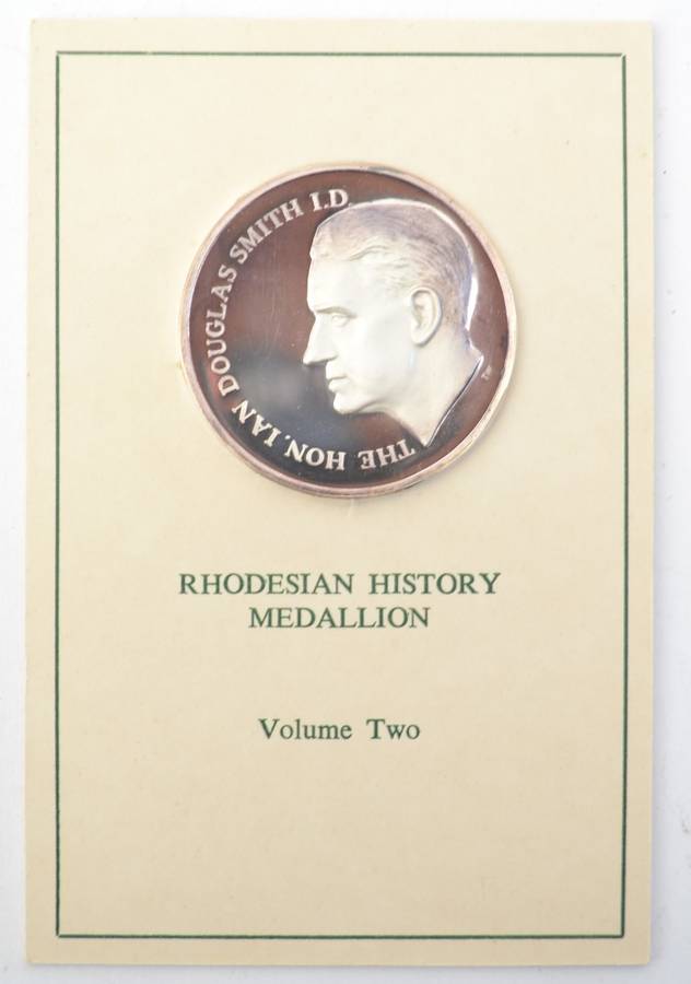 Rhodesian History Medallion Fine Silver weight 42g as per photo