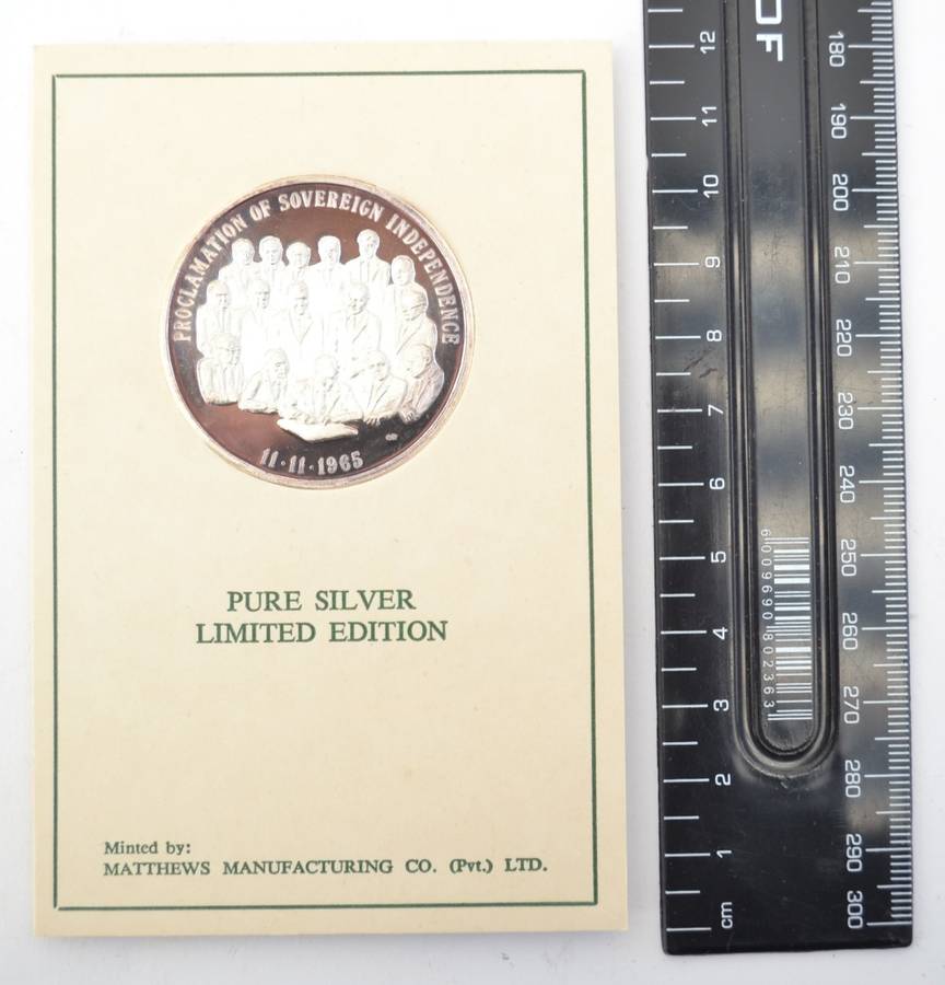 Rhodesian History Medallion Fine Silver weight 42g as per photo