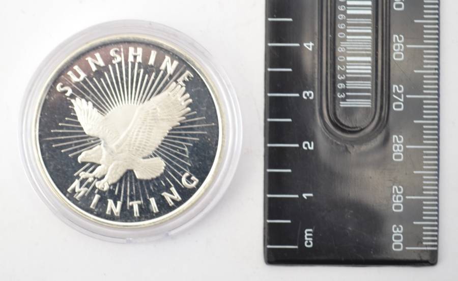 1 Oz Fine Silver Sunshine Minting Coin as per photo