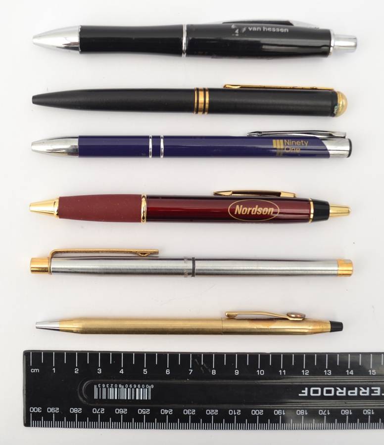 Lot of 6 assorted pens as per photo