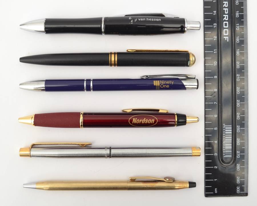 Lot of 6 assorted pens as per photo