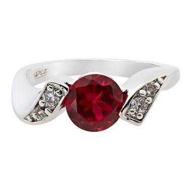 **STUNNING WHITE GOLD ROUND CUT RUBY RING**