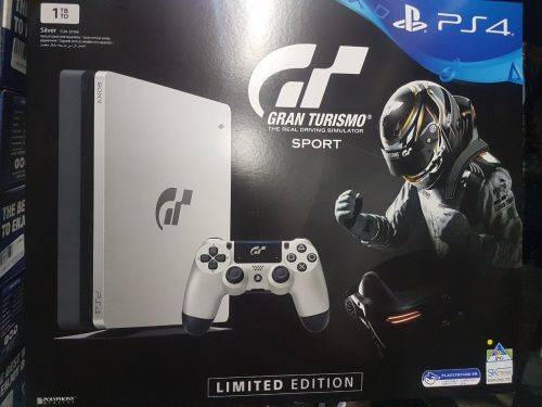 PLAYSTATION4 I TB