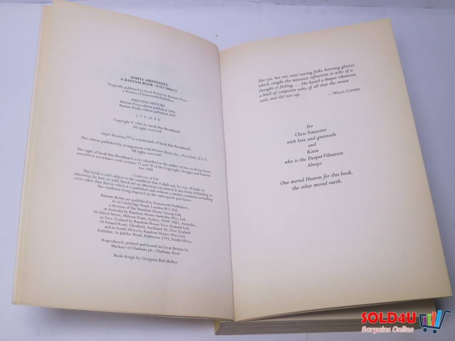 Simple Abundance: A Daybook of Comfort and Joy -  Sarah Ban Breathnach