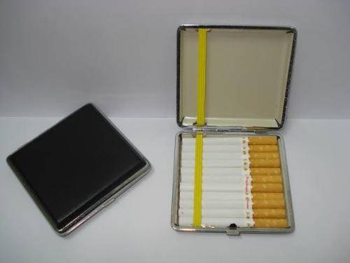 J and Y Cigarette Case