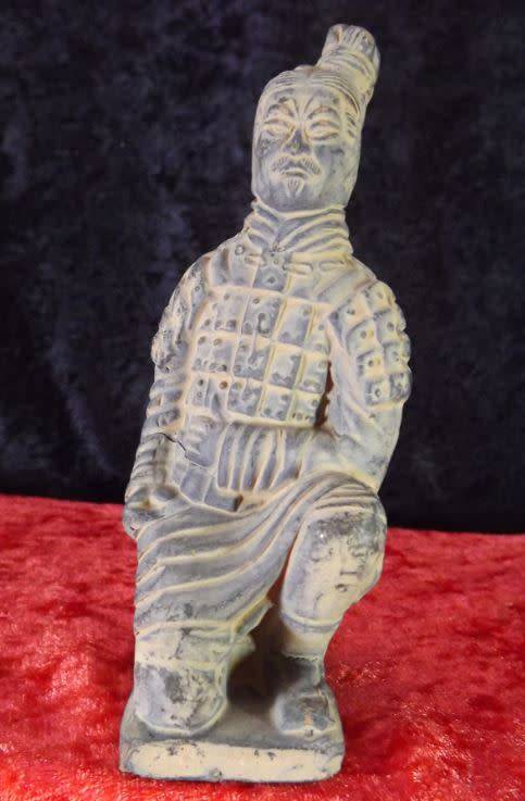 CHINESE TERRACOTTA ARMY FIGURINES  - from SUEZYT