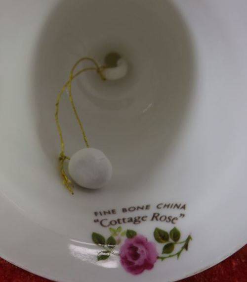 "COTTAGE ROSE" 4 PIECE SET OF ENGLISH FINE BONE CHINA - VINTAGE - from SUEZYT **FREE SHIPPING**
