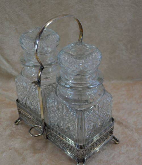 VINTAGE PICKLE TANTALUS - from SUEZYT