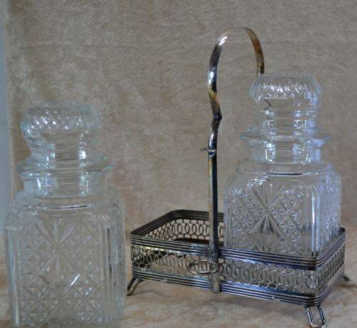 VINTAGE PICKLE TANTALUS - from SUEZYT