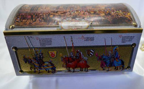 COOKIE TIN FROM OTTO SCHMIDT GERMANY - VINTAGE - from SUEZYT