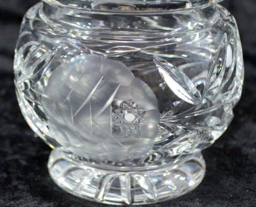 SMALL BUT HEAVY CUT CRYSTAL VASE - from SUEZYT