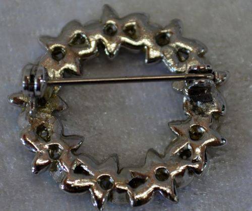 TURQUOISE STONES SET IN SILVER METAL BROOCH - from SUEZYT