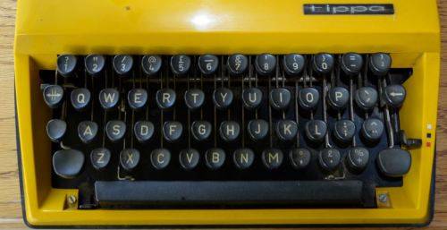 TYPEWRITER NEEDS ATTENTION - from SUEZYT