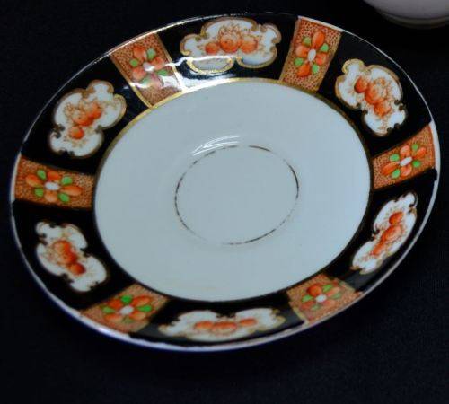 ROYAL ALBERT IMARI STYLE TRIO C 1920s - from SUEZYT