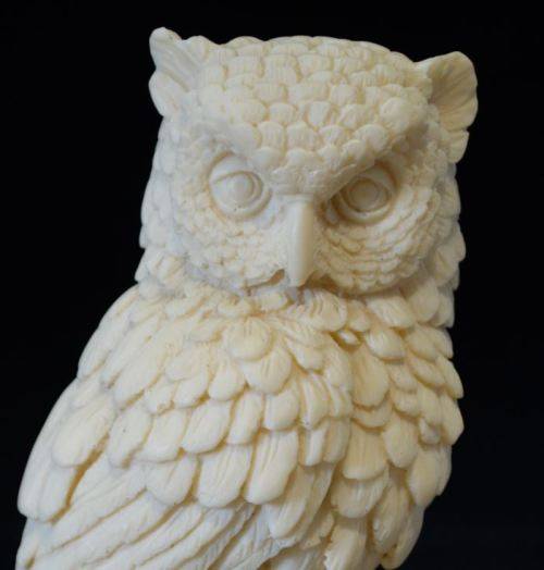 A. SANTINI  ALABASTER OWL FIGURINE - ITALY  - from SUEZYT