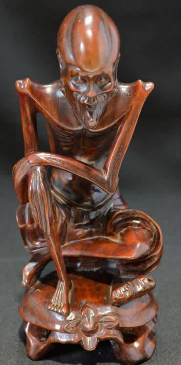 CHINESE WOOD CARVING OF A SKINNY ARHAT - from SUEZYT