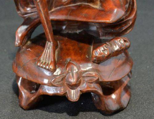 CHINESE WOOD CARVING OF A SKINNY ARHAT - from SUEZYT