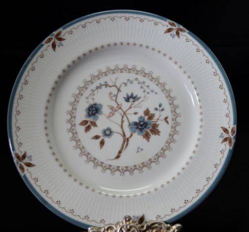 reserved for Andrea ROYAL DOULTON OLD COLONY 23CMS PLATES - from SUEZYT