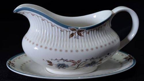 reserved for Andrea ROYAL DOULTON OLD COLONY GRAVY BOAT AND PLATE - from SUEZYT
