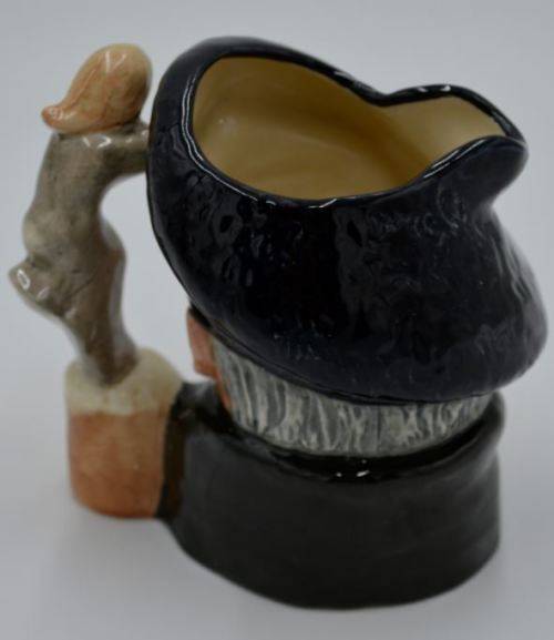 ROYAL DOULTON TAM O'SHANTER D6636 11CMS - from SUEZYT