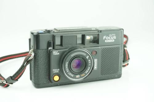 Yashica Auto Focus 35mm film camera **Great Condition**
