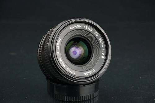 *Mint* Canon 28mm f2.8 FD WIde Angle lens, perfect for film or Mirrorless digital bodies