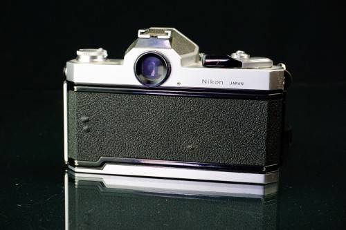 Nikon Nikkormat FT2 35mm SLR with Tamron 28mm F2.8 Nikon F Mount Lens **Great Condition**