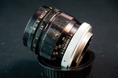 Cunor 105mm F2.8 lens in M42 Mount  **Good Condition**