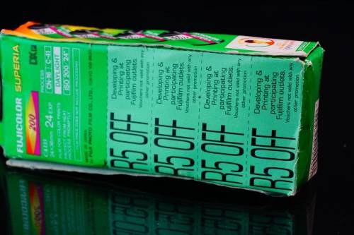 Unopened ISO 200 FujiColor Superia 135 film 4 x Rolls  **Expired Film Stock**