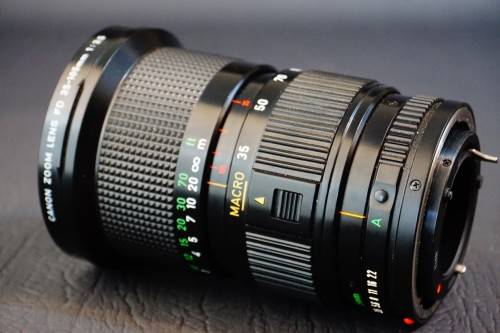 Canon nFD 35-105mm F3.5 Zoom Lens in Canon FD Mount   **Excellent Condition**