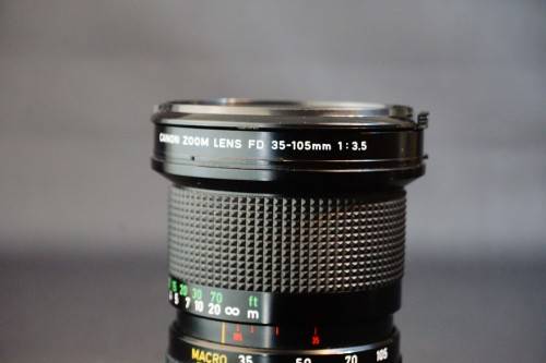 Canon nFD 35-105mm F3.5 Zoom Lens in Canon FD Mount   **Excellent Condition**