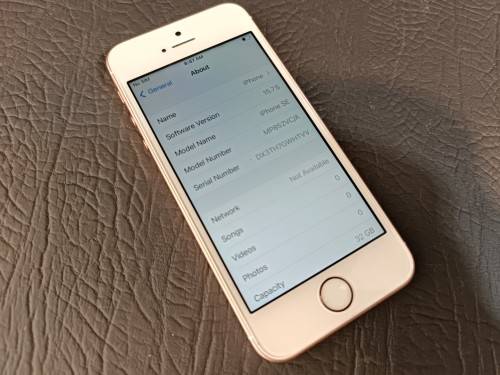 Apple iPhone SE 32GB - Rose Gold **Excellent Condition**