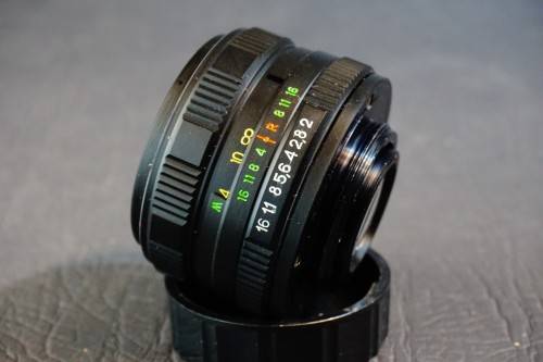 **Biotar Copy** Russian Zenit MC Helios 44m-6 58mm F2 Lens in M42 Mount  **Excellent Condition**