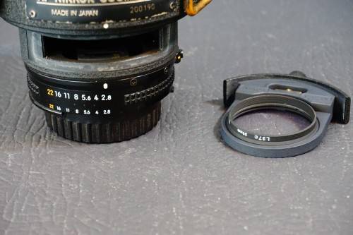 Nikon Nikkor AF ED 300mm F2.8 Telephoto Lens in Nikon AF Mount W Trunk and Hood  **Great Condition**