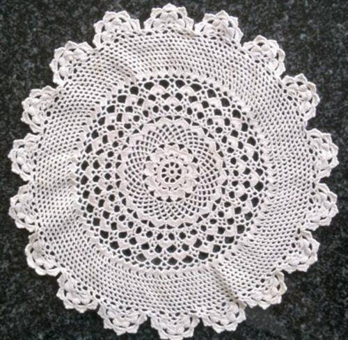 Detailed hand crochet cotton doilie 25cm