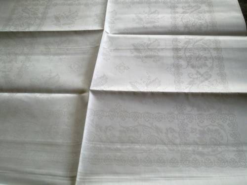 Six perfect Irish linen large dinner serviettes 55cm square never used!
