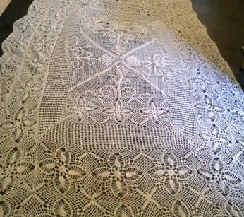 Stunning large vintage crochet bedspread