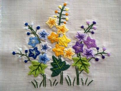 Elegant vintage fine linen hand embroidered placemats x 5