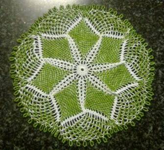 Lovely vintage crochet glass beaded doilie 17cm