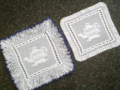Elegant filet crochet glass beaded doilie and matching doilie