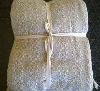 Cream & fawn 100% Cotton throw / bedspread 170 x 300cm